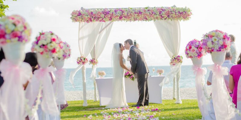 How to Explain beach wedding flowers to a Five-Year-Old